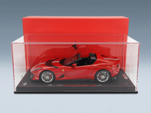 Nano_Banana_Pro_-_Fotografía de estudio de alta calidad de un coche en miniatura a escala 1:118, en su embalaje original completo 4 - Vroomi