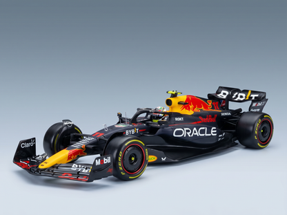 Red Bull -Modellauto von Vroomi mit detailgetreuen Markenelementen und elegantem Design.