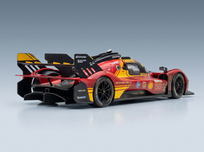 Rotes und gelbes Ferrari-50-Rennwagen-Modell von Vroomi mit detaillierter Aerodynamik und Sponsoren-Aufklebern.