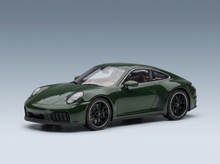 PORSCHE - 911 992-2 CARRERA GTS COUPE CUARENTA EDITION 2024 - CON VETRINA - WITH SHOWCASE - GREEN