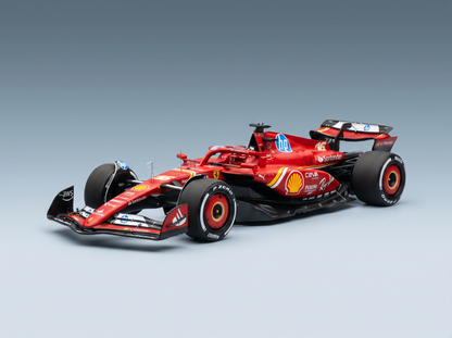 Rotes Ferrari-F1-Modellauto im Maßstab 1:1 mit Shell- und HP-Logos, präsentiert von Vroomi für Sammler