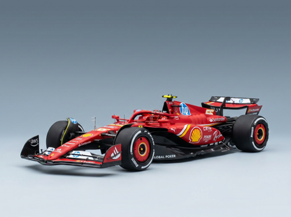 Rotes Ferrari-F1-Modellauto im Maßstab 1:1 mit Shell- und Santander-Lackierung, präsentiert von Vroomi für Sammler.