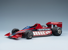 Martini Racing Formel-1-Modellauto mit Goodyear-Reifen, präsentiert von Vroomi für Sammler.