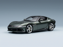 ferrari-12-zylinder-v12-830-cv-2024-verde-toscana-green-straßenfahrzeuge-662 - Vroomi