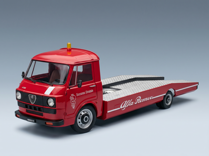 ALFA ROMEO - A12 (F12) CAMIÓN DE SERVICIO TÉCNICO, SEGUNDA SERIE, 1977 - CAMIÓN GRÚA - ABSCHLEPPWAGEN - DÉPANNEUSE - ROJO Y NEGRO. Maqueta de coche en Vroomi