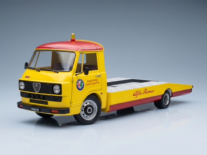 ALFA ROMEO - A12 (F12) CAMIÓN DE SERVICIO DE SEGUNDA SERIE 1977 - CAMIÓN GRÚA - ABSCHLEPPWAGEN - DÉPANNEUSE - AMARILLO Y ROJO Maqueta de coche en Vroomi