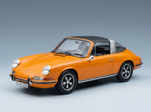 PORSCHE - 911S 2.2 TARGA 1970 - SIGNAL ORANGE