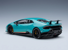LAMBORGHINI - HURACAN LP640-4 PERFORMANTE 2017 - BLU