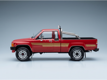 TOYOTA - HILUX PICK-UP TRUCK XTRA CAB 4x4 1985 - RED