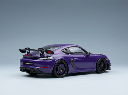 Das violette Manthey-Modellauto wurde auf der Vroomi für Sammler und Motorsportfans präsentiert.