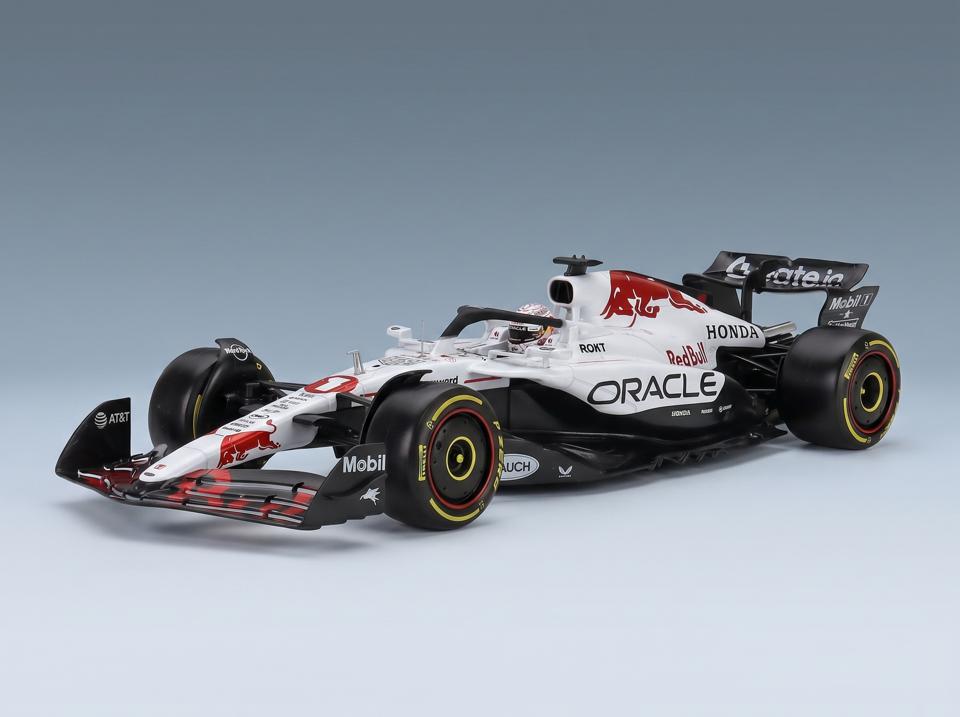 Red Bull Honda F1 scale model car with Oracle livery, detailed die-cast replica at Vroomi