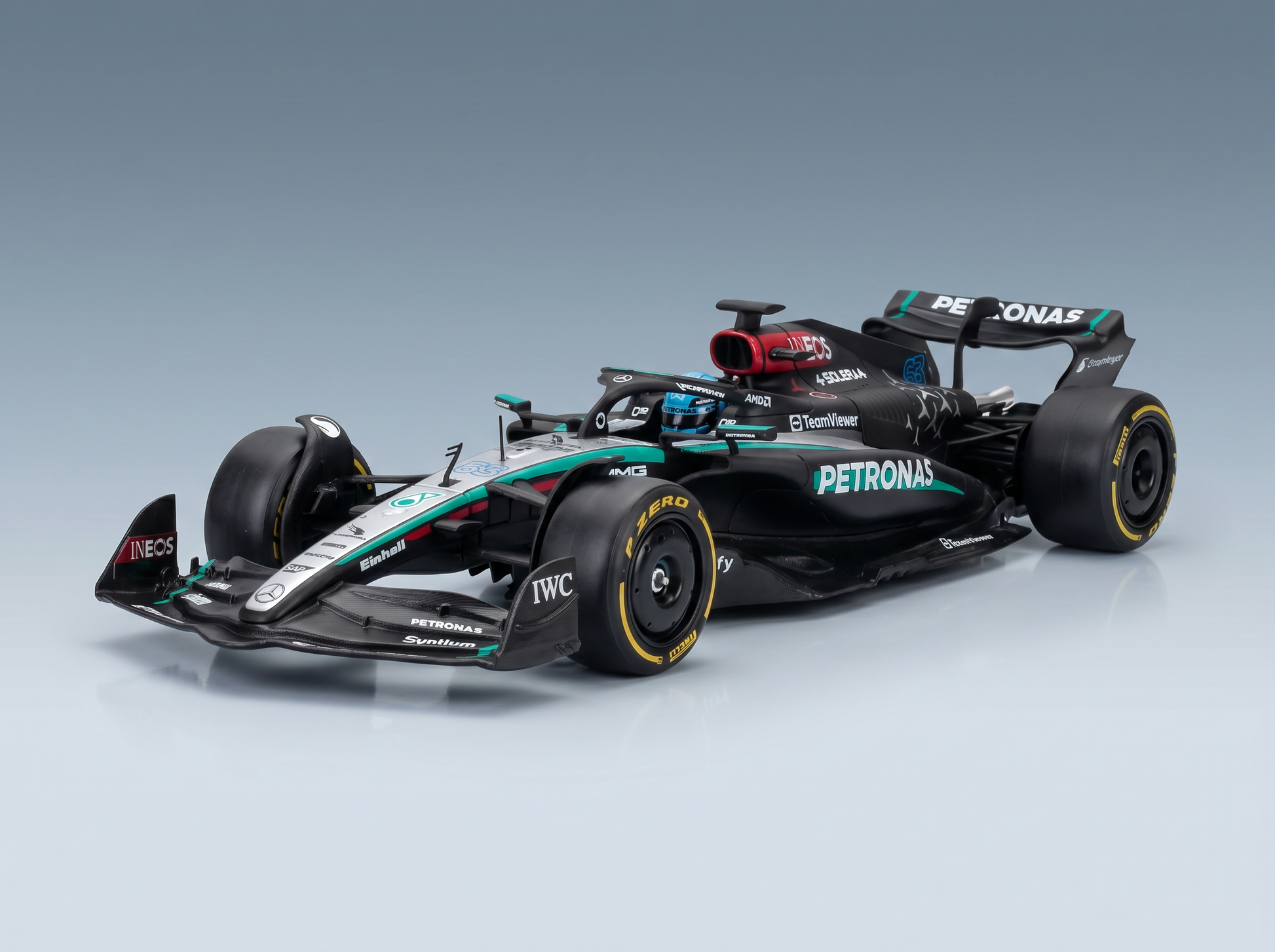 Mercedes-AMG Petronas F1 scale model car from Vroomi, detailed die-cast replica with Pirelli tires and sponsor decals.
