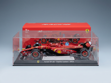 FERRARI - F1  SF-24 EQUIPO SCUDERIA FERRARI N.º 16 GANADOR DEL GP DE MÓNACO 2024 CHARLES LECLERC - CON PILOTO Y VITRINA - ROJO Y NEGRO