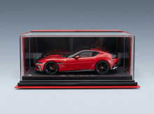 Nano_Banana_Pro_-_Fotografía de estudio de alta calidad de un coche en miniatura a escala 1:118 dentro de su embalaje original completo_d_27_a8700c5e-5b5d-440f-a48b-aebeb5ad96aa - Vroomi