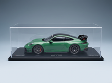 PORSCHE - 911 992-2 GT3 COUPÉ KIT MANTHEY 2024 - AVEC VITRINE - AURATIUM GREEN