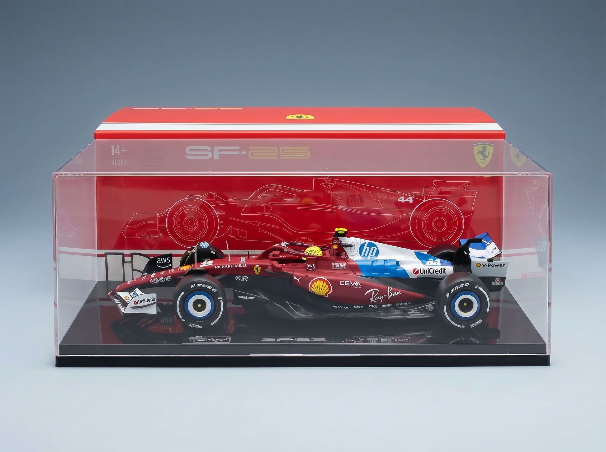 modellino Ferrari SF-25 in scala, modellino teca, con il marchio Vroomi e i loghi degli sponsor, per collezionisti.