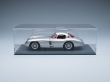 MERCEDES-BENZ – 300 SLR UHLENHAUT COUPÉ 1955 – SILBER