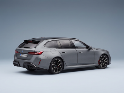 BMW - 5-SERIES M5 (G99) TOURING SW STATION WAGON 2024 - FROZEN GREY