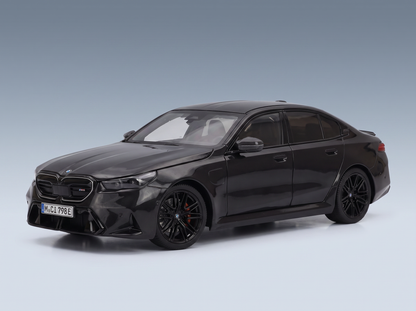 BMW - 5-SERIES M5 (G90) 2024 - SOPHISTO GREY