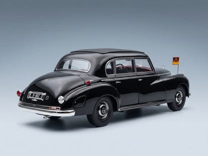MERCEDES-BENZ – 300B (W186) LIMOUSINE 1955 PRIVATFAHRZEUG VON KONRAD ADENAUER – SCHWARZ