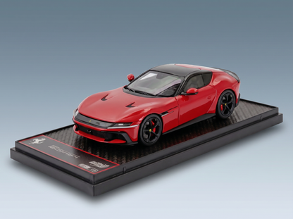 Nano_Banana_Pro_-_Hochwertiges_Studiofoto_eines_Modellautos_des_Ferrari_12Cilindri__basierend_auf_Str_8 - Vroomi