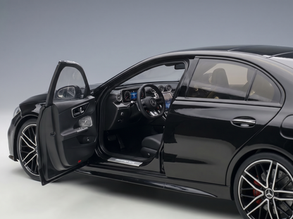MERCEDES BENZ - C-CLASS C63 S E-PERFORMANCE 2024 - OBSIDIAN BLACK