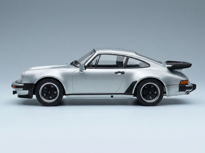 PORSCHE - 911 930 3.3L TURBO COUPE 1977 - SILVER