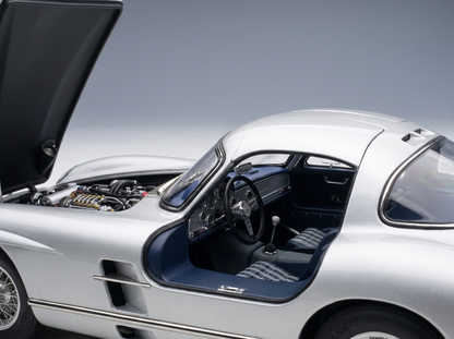 MERCEDES BENZ - 300 SLR UHLENHAUT COUPÉ N. 15 GP DI SVEZIA 1955 - ARGENTO