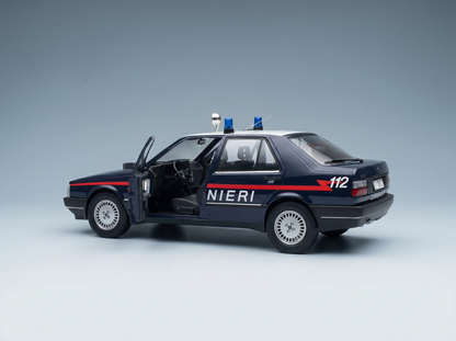 FIAT - CROMA 2.0 TURBO IE CARABINIERI 1988 POLICÍA - AZUL Y BLANCO Maqueta de coche en Vroomi