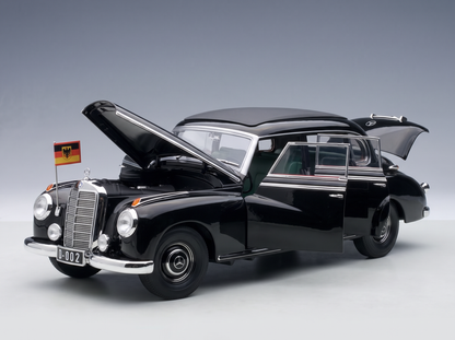 MERCEDES-BENZ – 300B (W186) LIMOUSINE 1955 PRIVATFAHRZEUG VON KONRAD ADENAUER – SCHWARZ