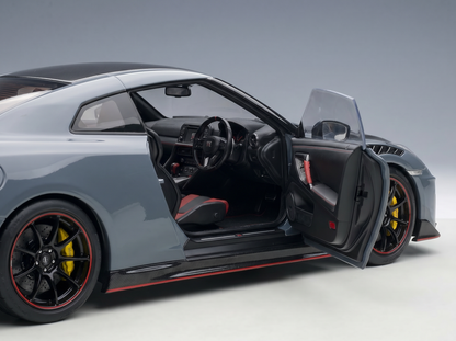NISSAN - GT-R (R35) NISMO COUPE 2022 - STEALTH GREY CARBON