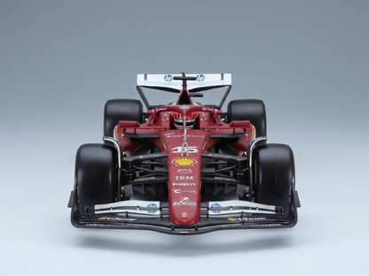FERRARI - CON VITRINA - F1 SF-25 EQUIPO SCUDERIA FERRARI N.º 16 TEMPORADA 2025 CHARLES LECLERC - ROJO