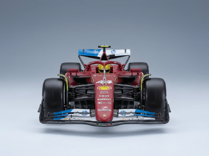 modellino in scala di una Ferrari rossa modellino i marchi HP e Shell, presentato da Vroomi per i collezionisti.