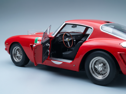 FERRARI - 250GT SWB 3.0L V12 COUPE TEAM SCUDERIA SERENISSIMA N 16 24h LE MANS 1961 MAURICE TRINTIGNANT - CARLO MARIA ABATE - RED