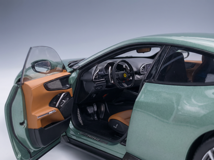 FERRARI - PUROSANGUE SUV 2022 - WITH SHOWCASE - VERDE DORA - GREEN