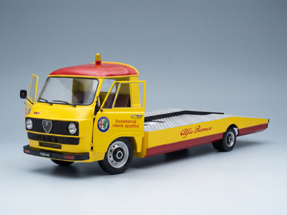 ALFA ROMEO - A12 (F12) CAMIÓN DE SERVICIO DE SEGUNDA SERIE 1977 - CAMIÓN GRÚA - ABSCHLEPPWAGEN - DÉPANNEUSE - AMARILLO Y ROJO Maqueta de coche en Vroomi