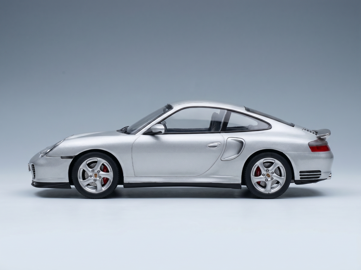 porsche-911-996-turbo-coupe-2000-silver-road-cars-577 - Vroomi