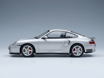 porsche-911-996-turbo-coupe-2000-silver-road-cars-577 - Vroomi