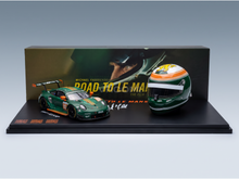PORSCHE - 911 991 RSR TEAM PROTON COMPETITION RACING N 93 ELMS (EUROPEAN LE MANS SERIES) 2020 + CASCO HELMET SCALE 1/5 MICHAEL FASSBENDER - FELIPE FERNANDEZ LASER - RICHARD LIETZ - GREEN BLACK
