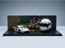 PORSCHE - SET 911 991-2 RSR TEAM PROTON COMPETITION N 911 24h LE MANS 2023 + CASCO HELMET SCALE 1/5 MICHAEL FASSBENDER - RICHARD LIETZ - MARTIN RUMP - SILVER BLACK