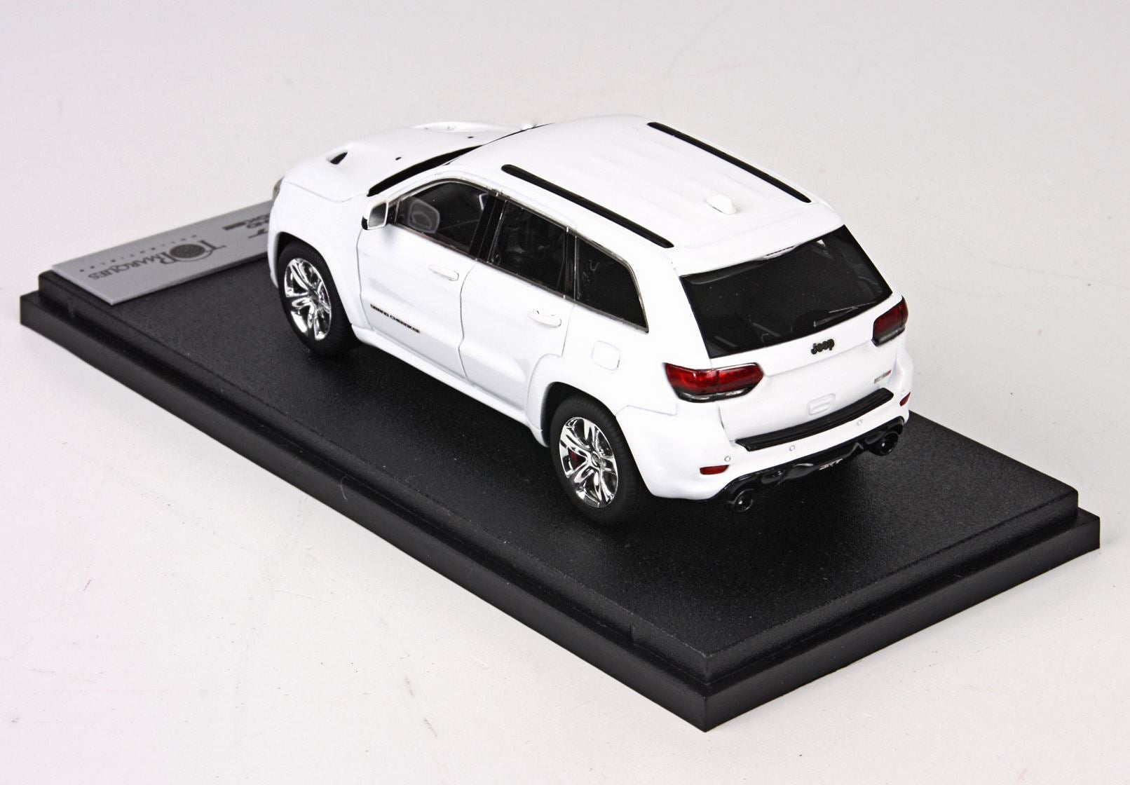 JEEP GRAND CHEROKEE - Vroomi