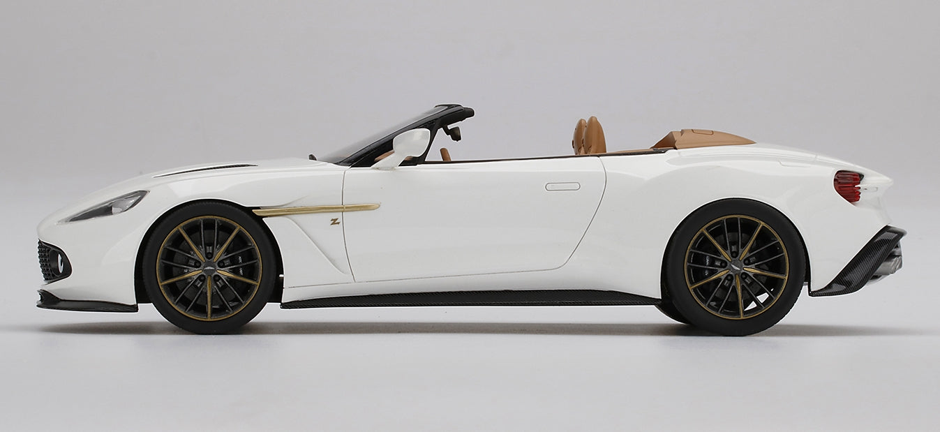 ASTON MARTIN VANQUISH ZAGATO VOLANTE ESCAPING WHITE TOP SPEED