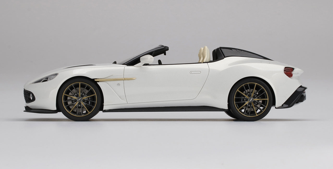 ASTON MARTIN VANQUISH ZAGATO SPEEDSTER ESCAPING WHITE TOP SPEED