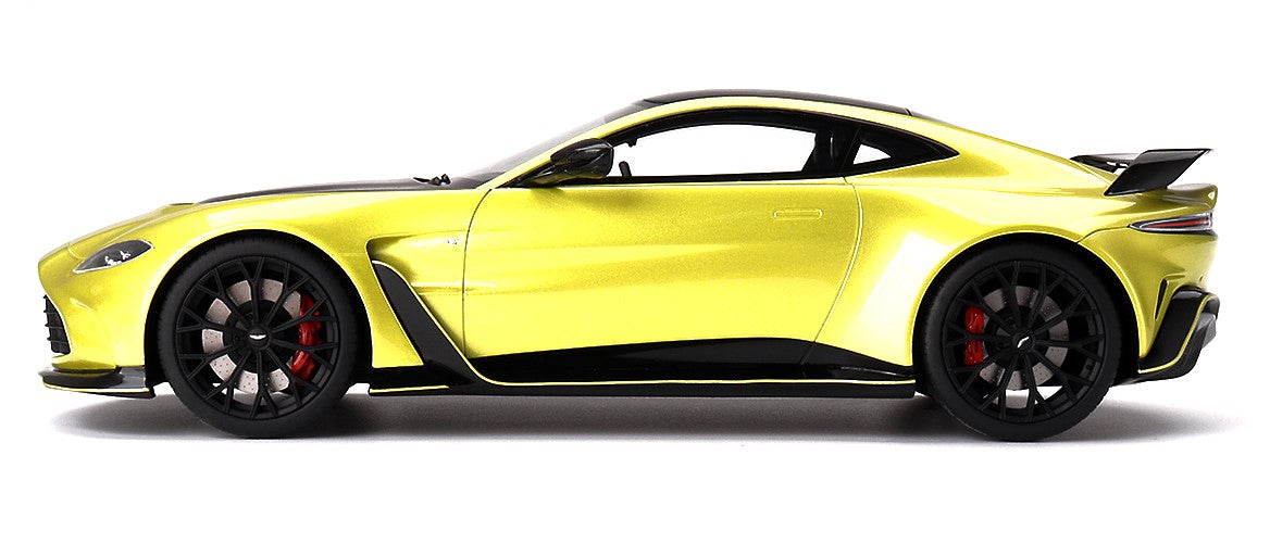 ASTON MARTIN V12 VANTAGE COSMOPOLITAN YELLOW TOP SPEED