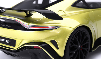 ASTON MARTIN V12 VANTAGE COSMOPOLITAN YELLOW TOP SPEED