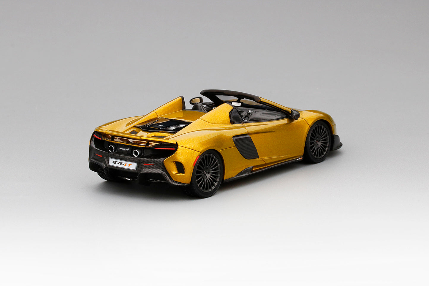 McLAREN 675LT SPIDER SOLIS