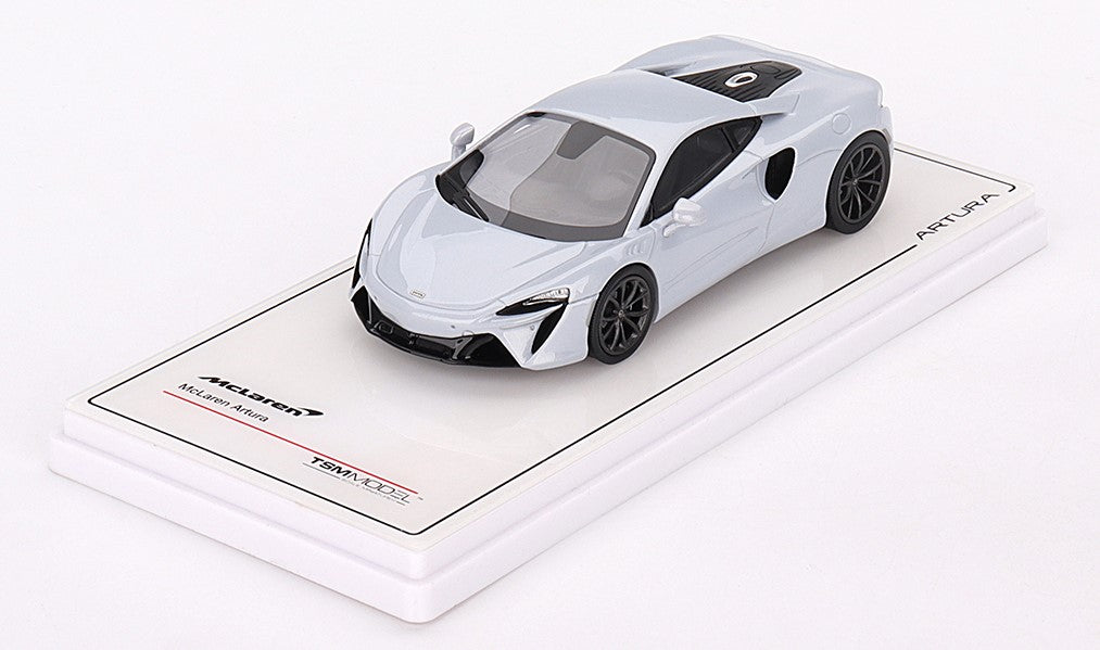 McLAREN ARTURA GLACIER WHITE