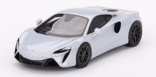 McLAREN ARTURA GLACIER WHITE
