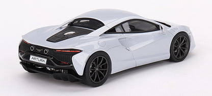McLAREN ARTURA GLACIER WHITE
