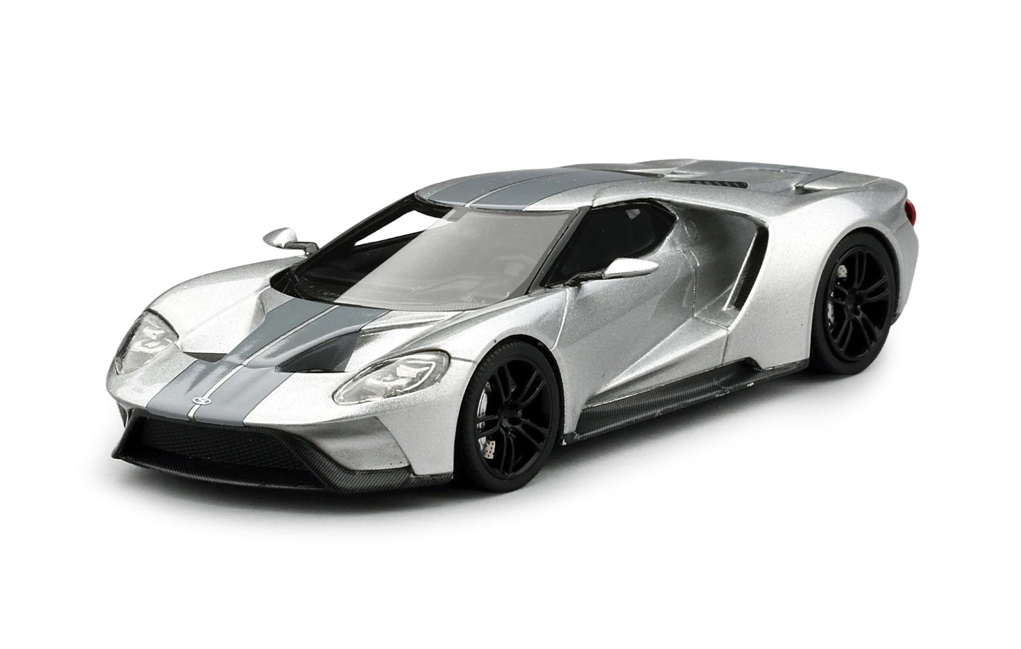 FORD GT INGOT SILVER CHICAGO AUTO SHOW 2015